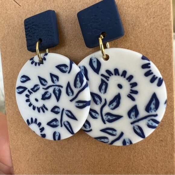Navy and White Floral Earrings - Picture 3 of 3